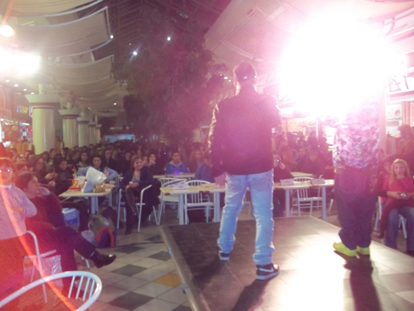 La Secta se presenta en Miss 17